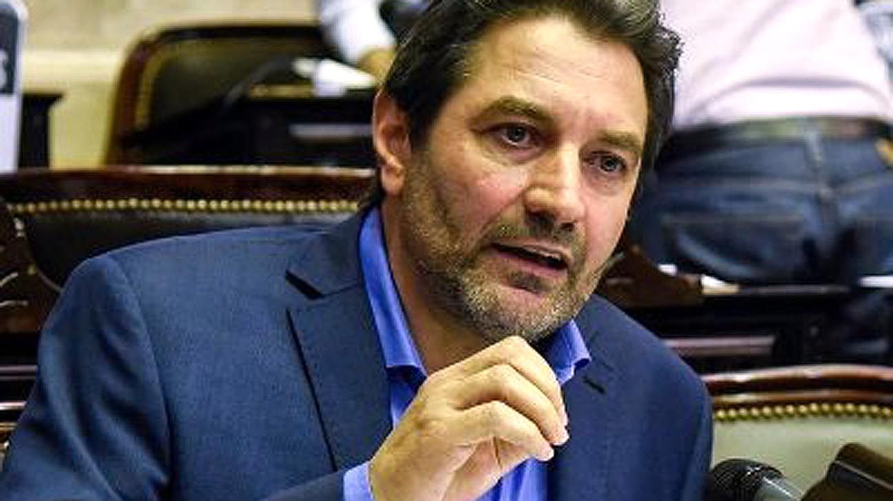 Un diputado kirchnerista propone un nuevo aporte solidario pero por diez años