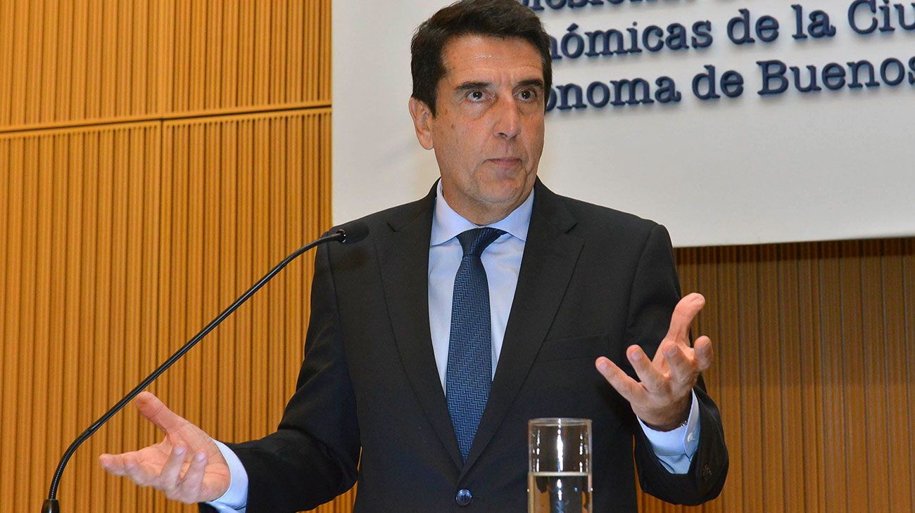 Lo que le dice Melconian al mercado: la reelección está en duda
