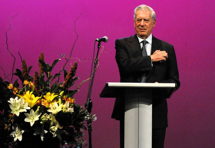 Le proponen a Vargas Llosa la presidencia del Instituto Cervantes