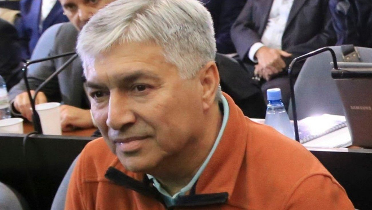 Báez busca salvarse de una causa usando a Fariña