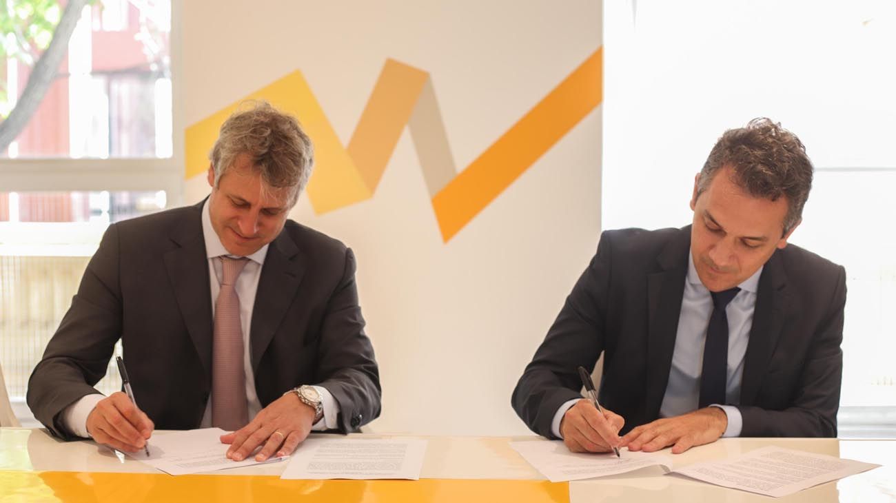 CABA firmó un convenio con la CADER para incorporar energías renovables en sus edificios