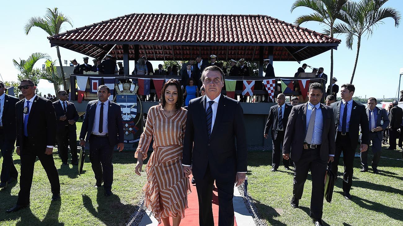 Bolsonaro, cada vez más debilitado en Brasil