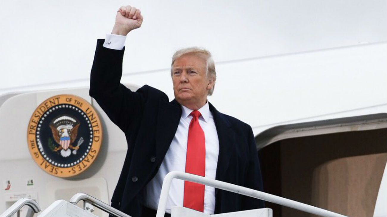 Trump se burló de Macron: "En Francia gritan que me quieren a mi"