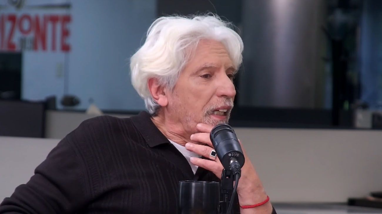 Alfredo Megna en RDEsc: “Besarse es revolucionario en este momento”