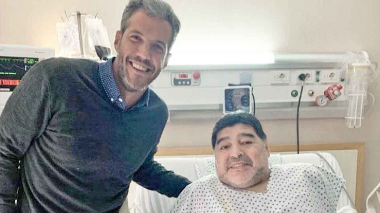Diego Eyharchet, de operar a Maradona a convertirse en un ‘fenómeno’ de las redes
