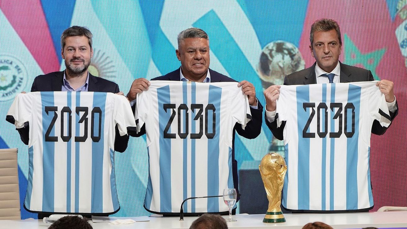 La pelota también rueda en la cancha del balotaje