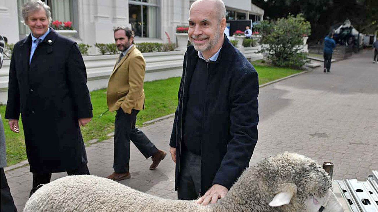 El jefe comunal recibió el apoyo de UCR Evolución