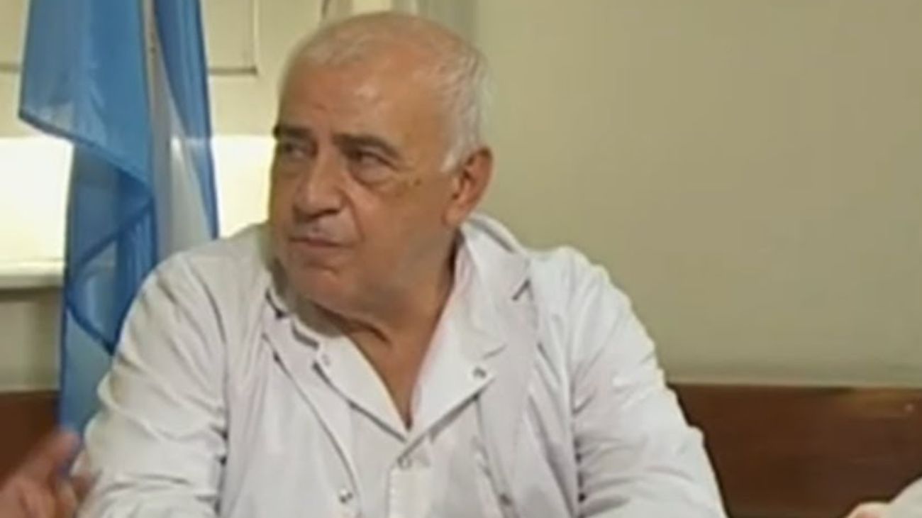 Juan Carlos Cisneros: "El mosquito del dengue pica en las piernas"