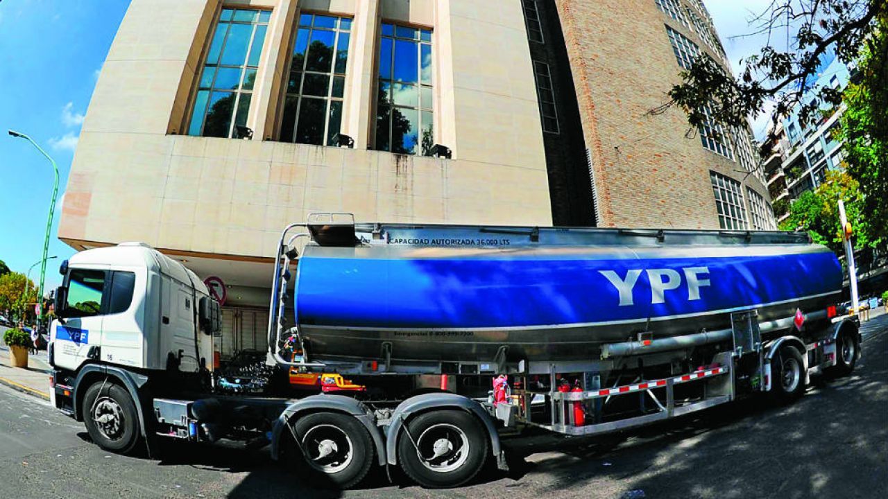 YPF denuncia una nueva campaña falsa en redes sociales