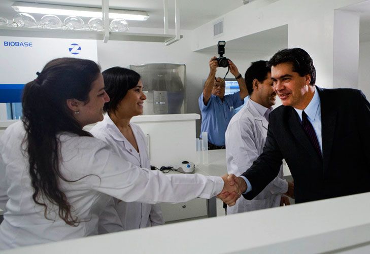 El Gobierno se oxigena con una inauguración