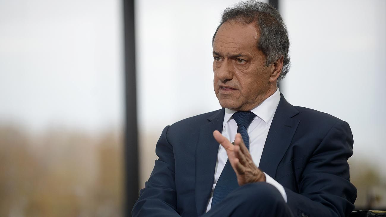 Escribe Scioli: “No estoy enojado, enojada está la gente”