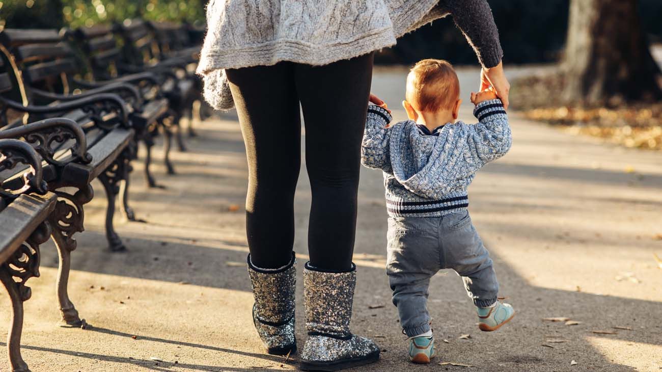 El adiós interminable: padres que ven partir a sus hijos