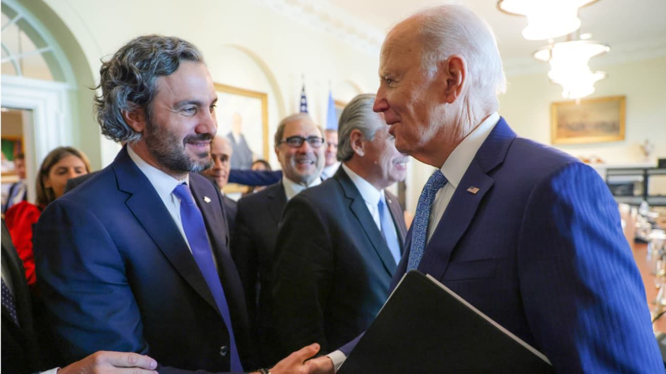 Cafiero destacó el "apoyo explícito" de Biden en la negociación con el FMI
