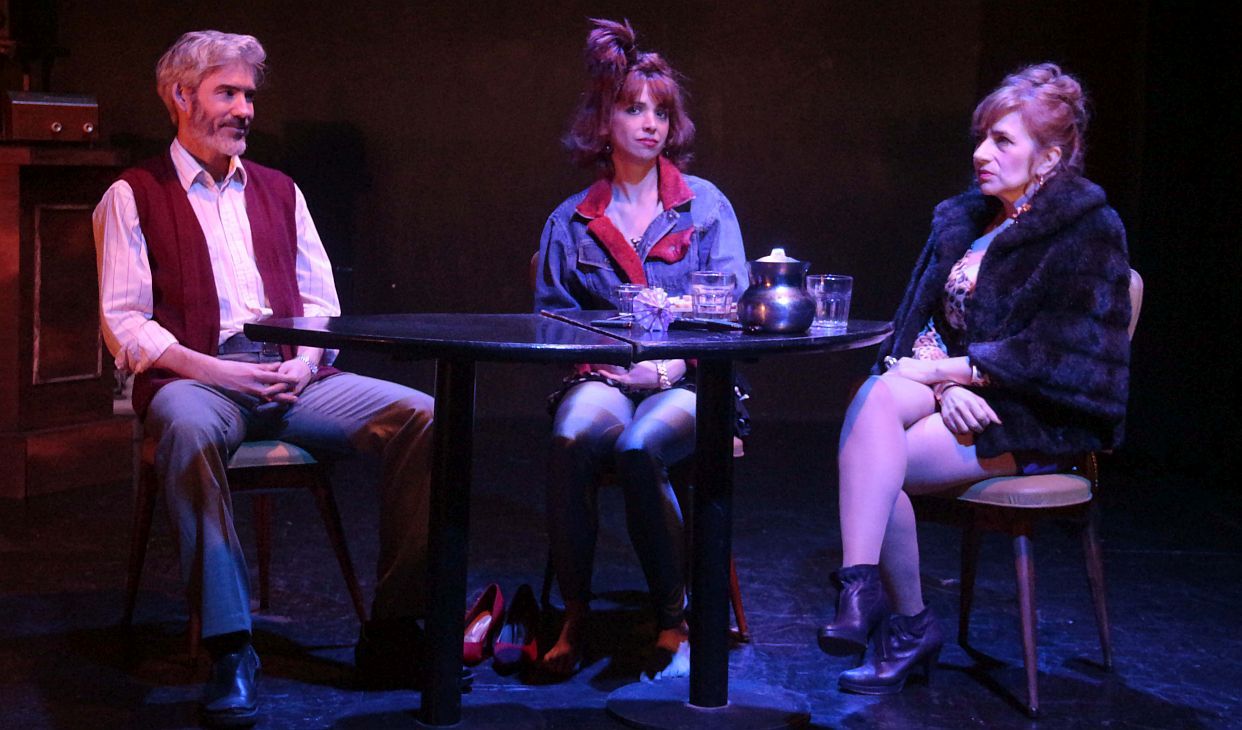 "Tardé tres años en escribir El Puerto de la Gloria", dice Karina K en su debut dramático