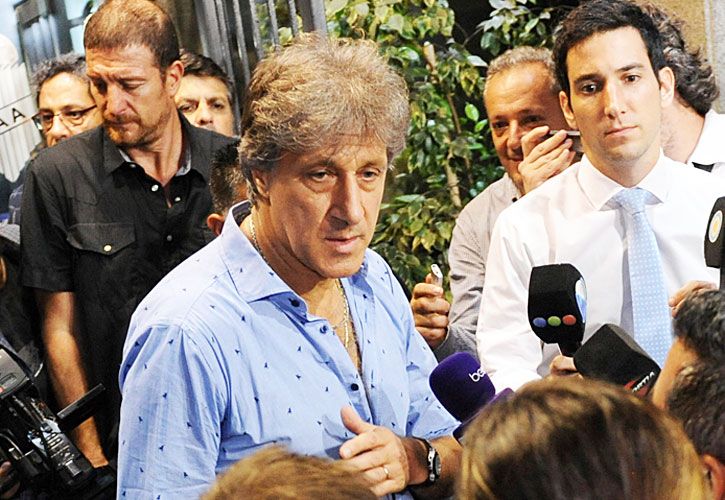 los que agarraron el bombo para parar el futbol
