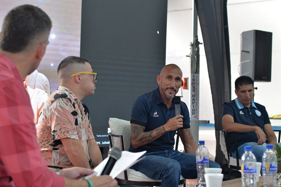 Deportes y valores: construyendo comunidad a través del encuentro