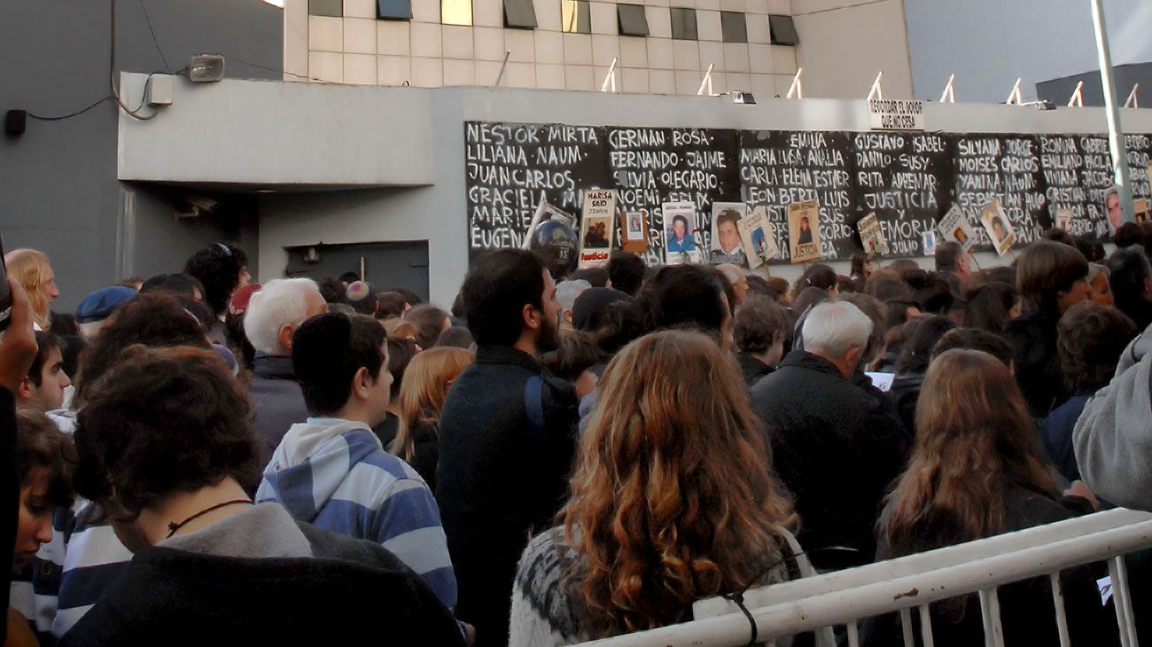 AMIA: tres actos para conmemorar el atentado y exigir justicia