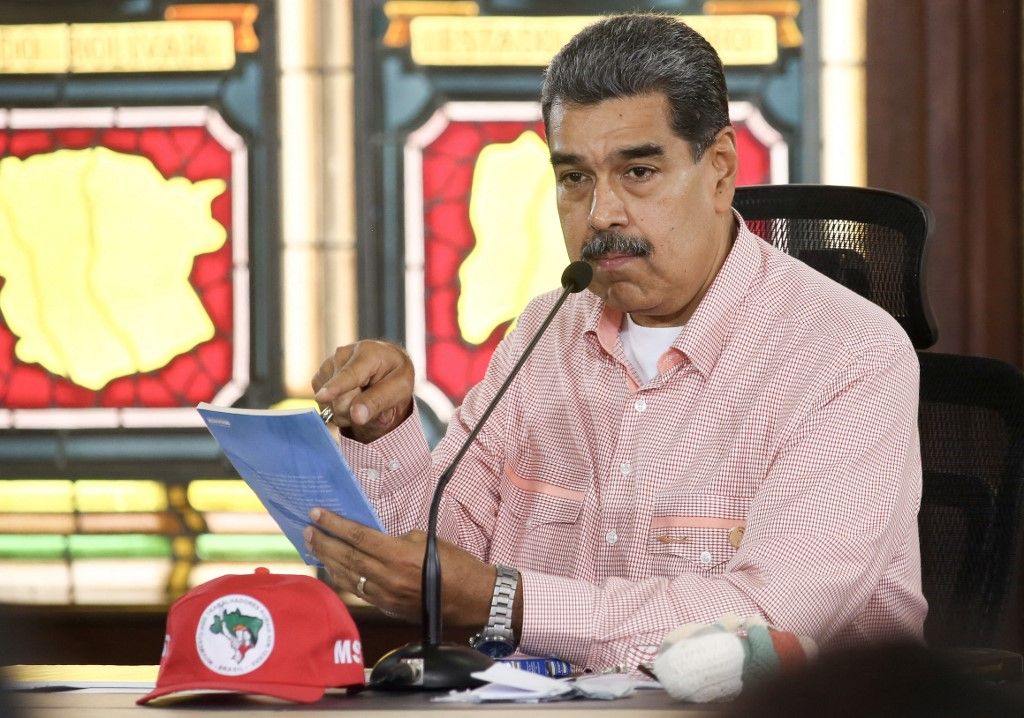Maduro no quiere beepers: "Cuidado, nada de recibir celulares o regalos de electrónicos en Navidad"