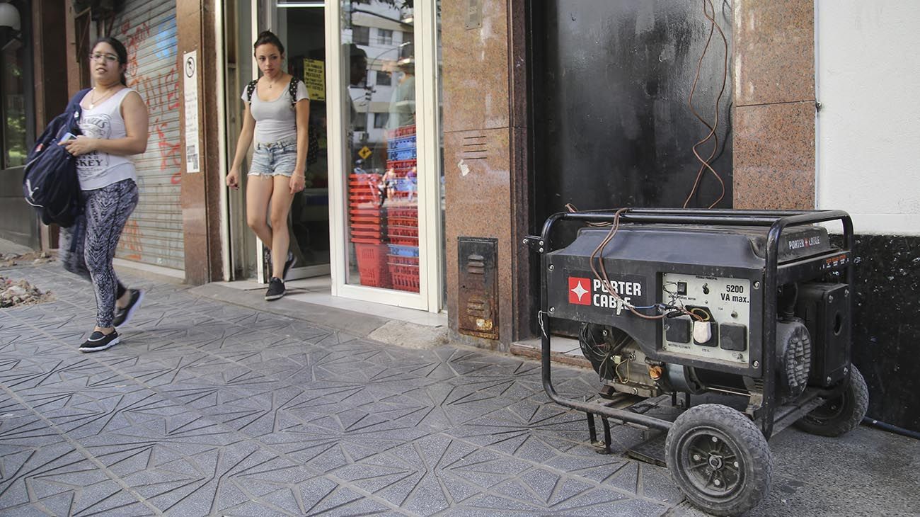 A horas de Año Nuevo, más de 40 mil usuarios siguen sin luz en la Ciudad de Buenos Aires y el conurbano