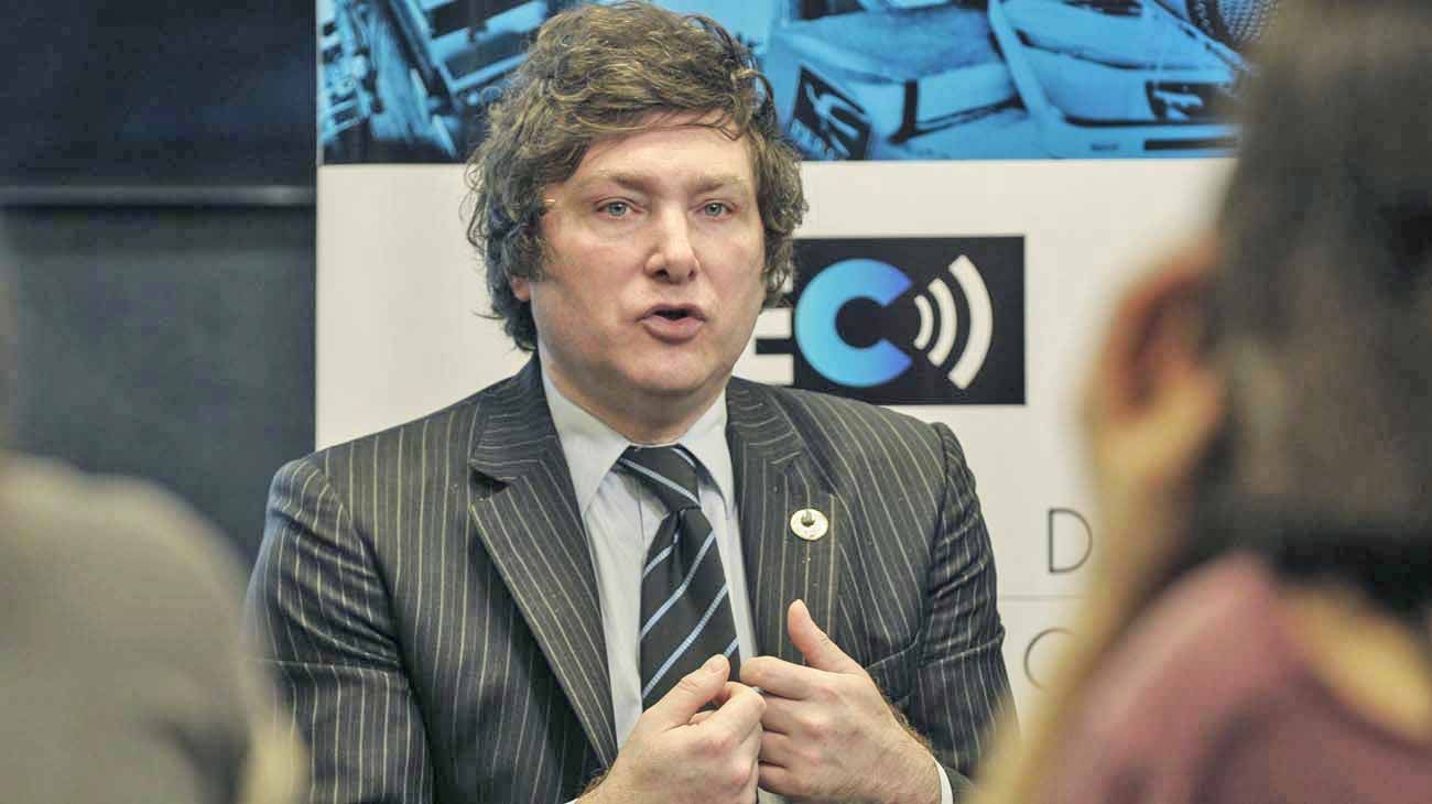 Milei se lanza como diputado, presenta sus proyectos y sueña con ser la sorpresa