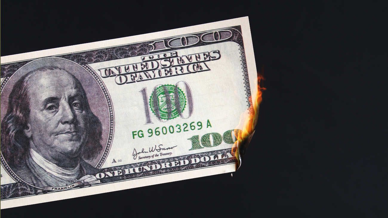 Dólar imparable: el blue cotiza a valores récord este 25 de abril