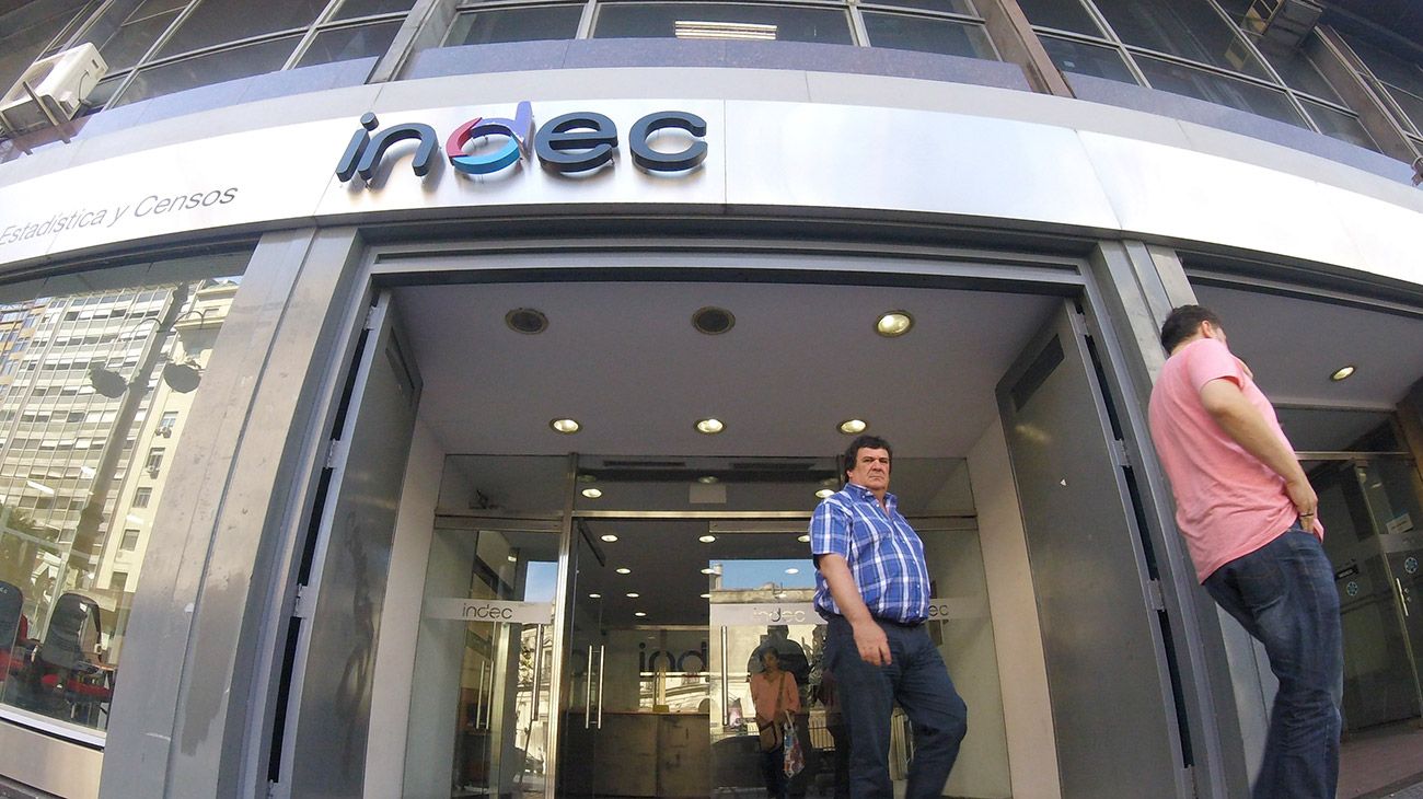 El Gobierno dio el primer paso para profesionalizar el INDEC