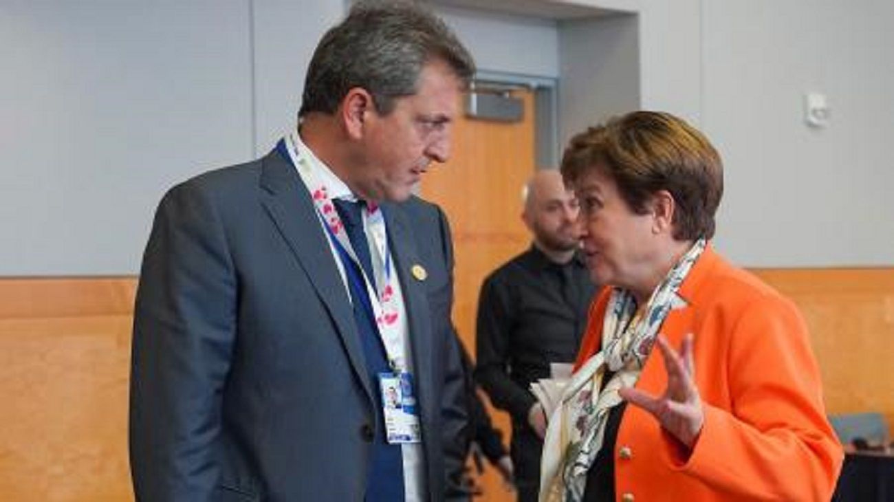 Cuál es la estrategia ofensiva que planea Sergio Massa con el FMI para el próximo gobierno