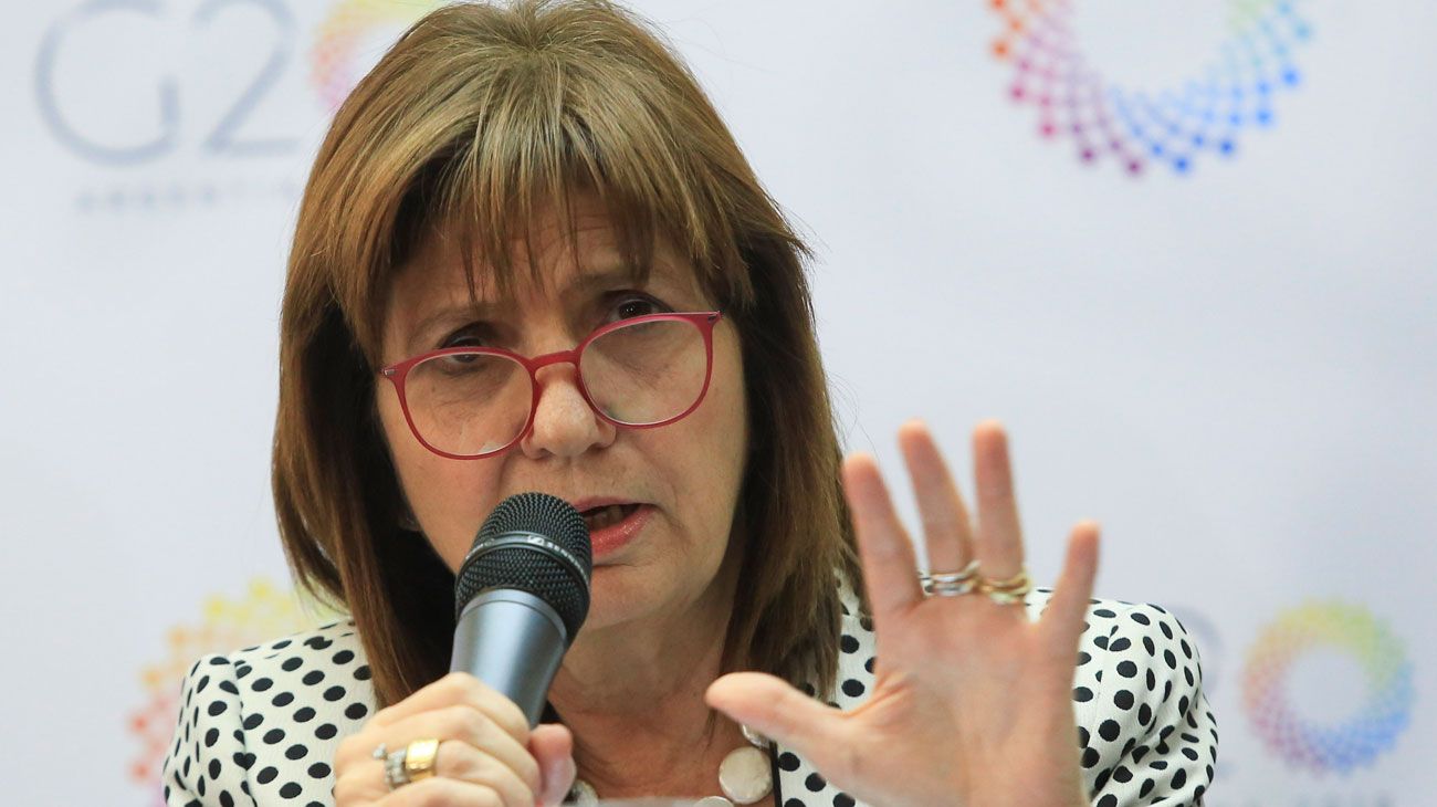 Patricia Bullrich: "Estamos hartos de los paros"