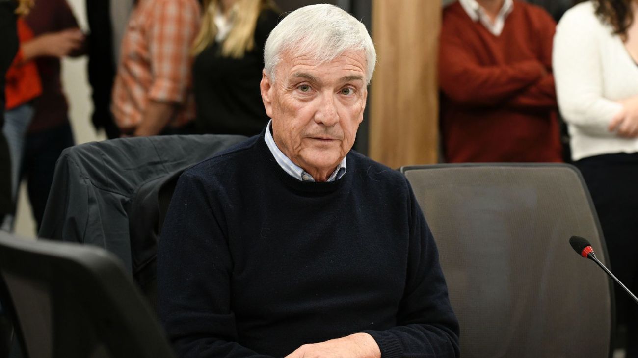 Álvaro González: "No hay divorcio en el PRO, está yendo al psicólogo de parejas"
