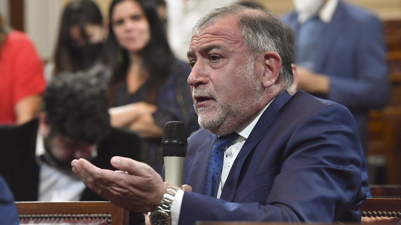 El PRO presentó un amparo para pelear la designación de Juez y frenar la de Doñate