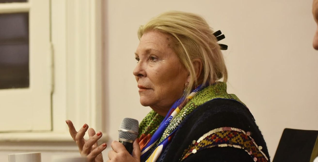 Elisa Carrió y el campo: del "liquiden la soja" en 2018 al "guarden su dinero"