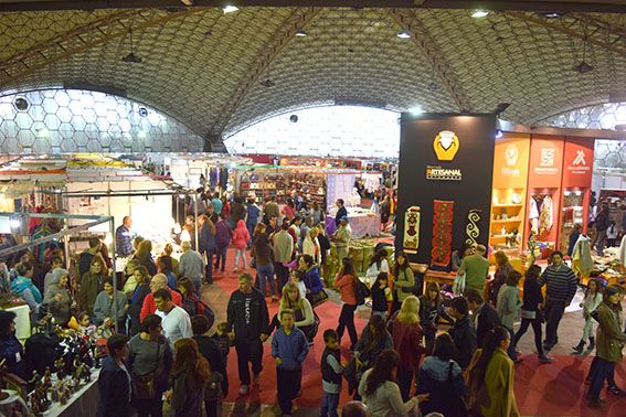 Un clásico de Pascuas, la Feria de las Artesanías