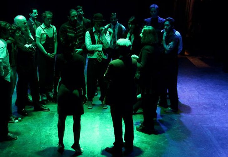 Ser feliz o tener poder, el nuevo interrogante del teatro under