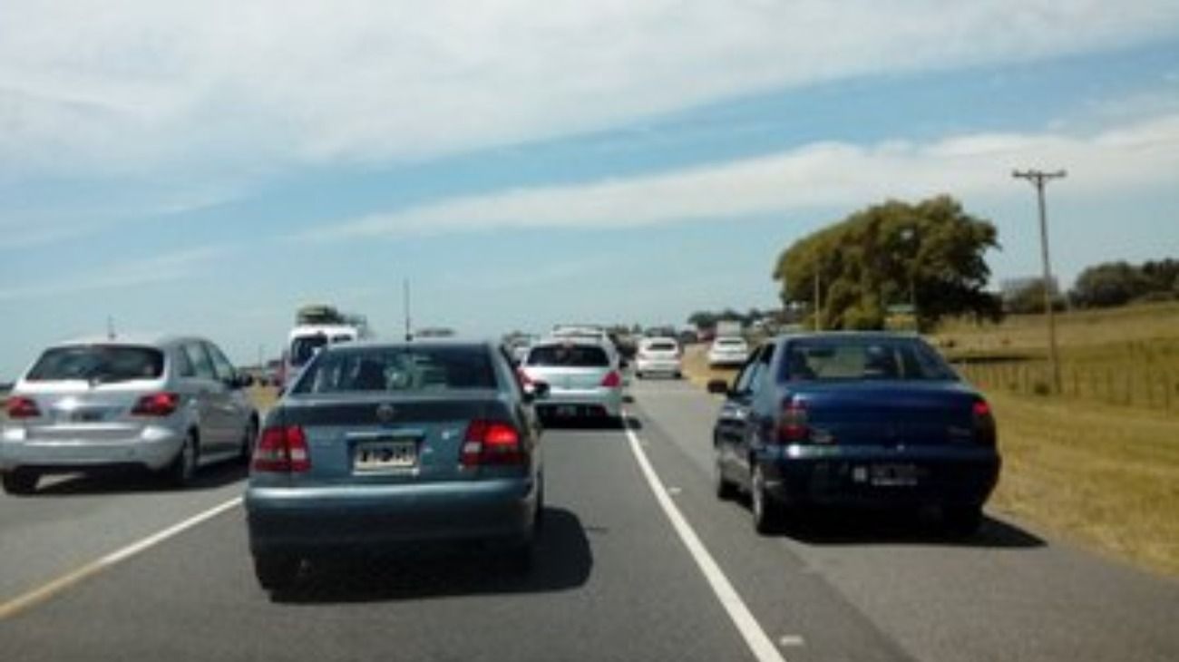 Más de 10 horas dentro del auto: colapsan las rutas hacia la Costa atlántica