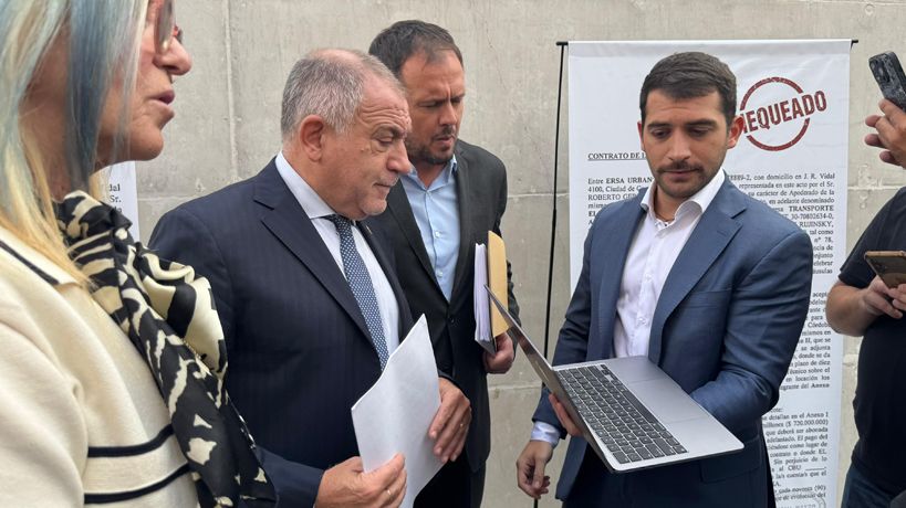 Juez acuso a Passerini de pagar el 311% más por el alquiler de colectivos para el transporte urbano