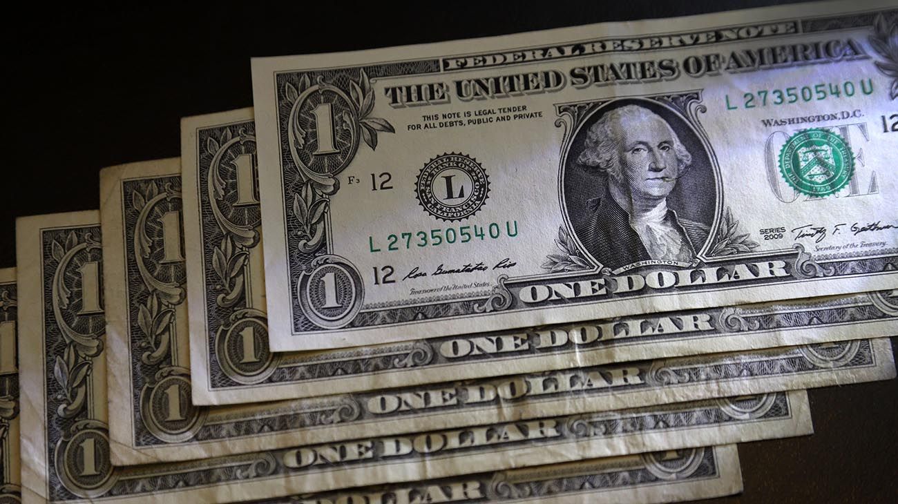 El dólar Mep da otro salto y se acerca a los $ 210