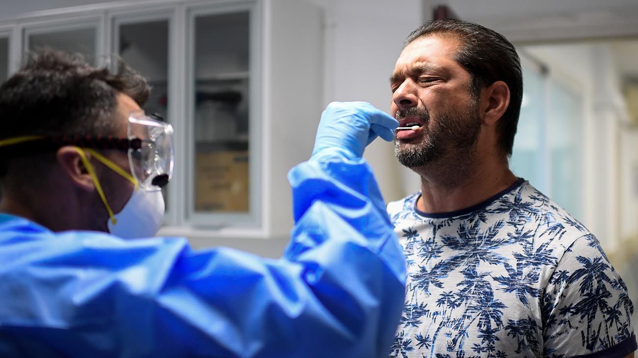 Coronavirus en Argentina: otra vez más de 10 mil contagios