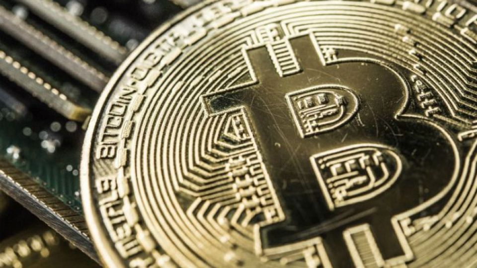 Se derrumbaron las cotizaciones de Bitcoin y otras criptomonedas