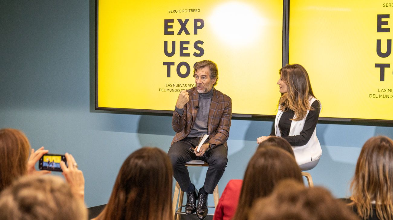 Sergio Roitberg presentó su libro "Expuestos" en España