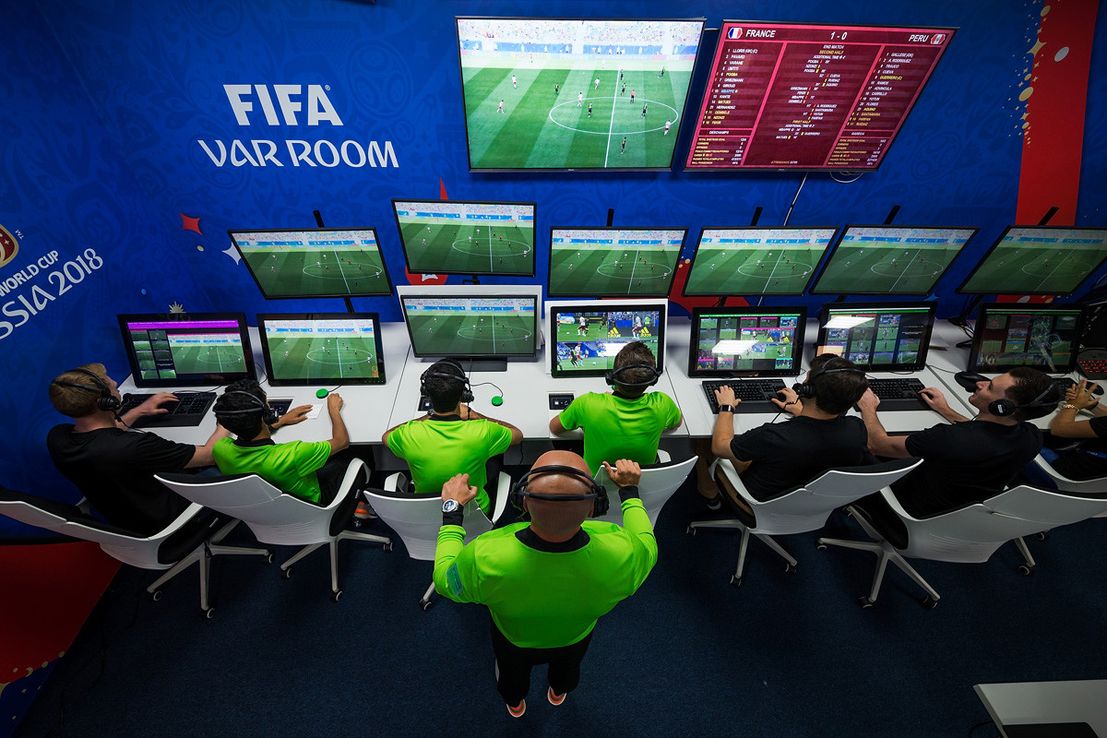 Tecnología en el fútbol: debuta el offside semiautomático