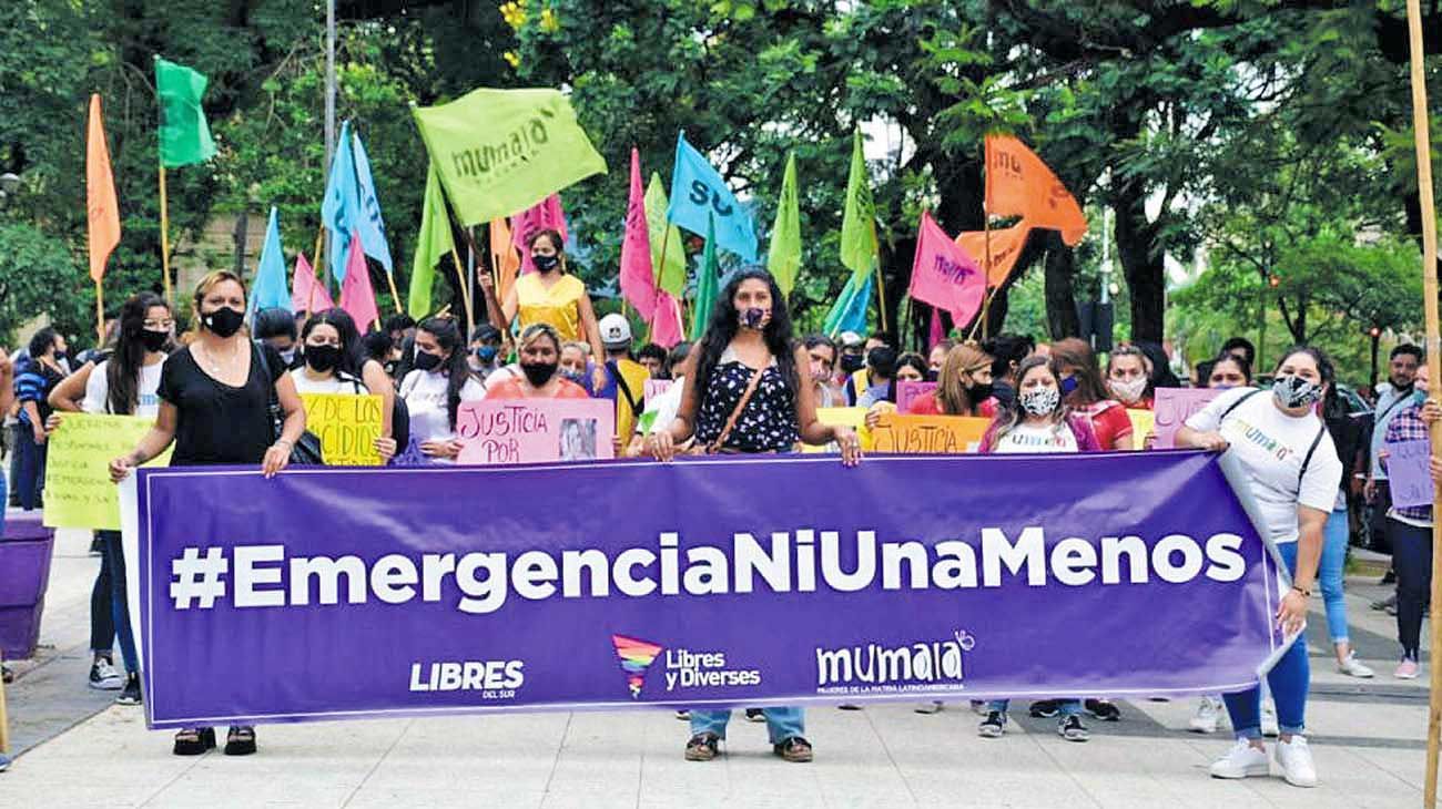 Desafíos, posibilidades y riesgos de los feminismos globales