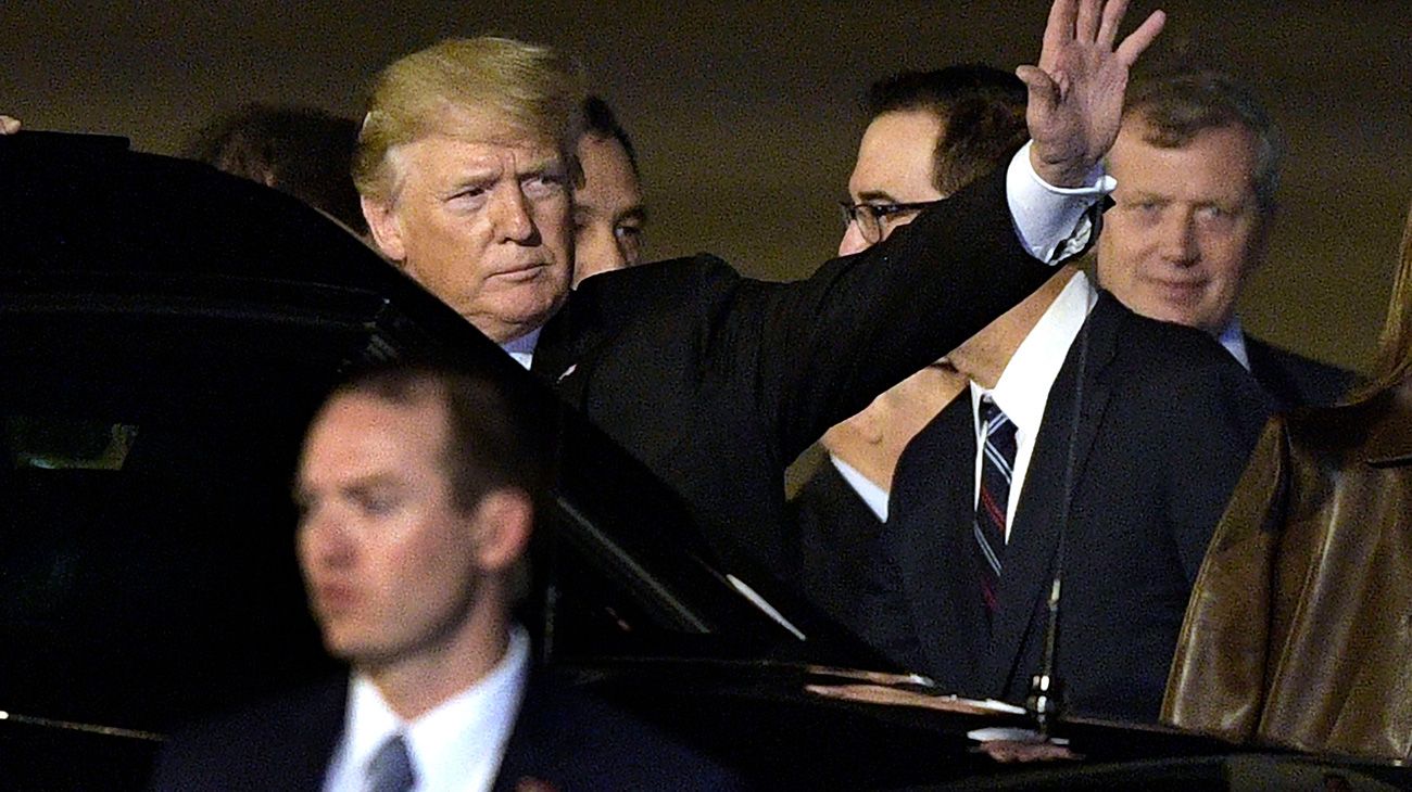 Trump no fue al "retiro" y maneja la agenda del G20 a su antojo