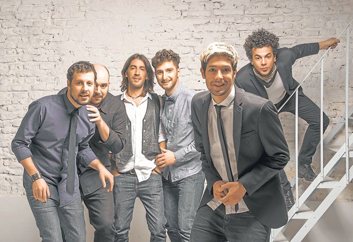 “El rock argentino es solemne”