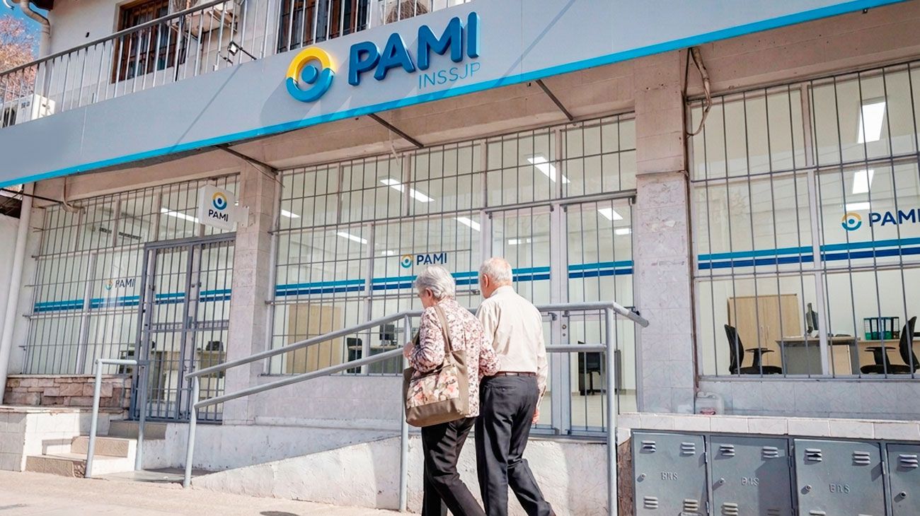 Alerta en PAMI por el cáncer de mama: los cambios en el cuerpo a los que hay que prestar atención a partir de los 50 años