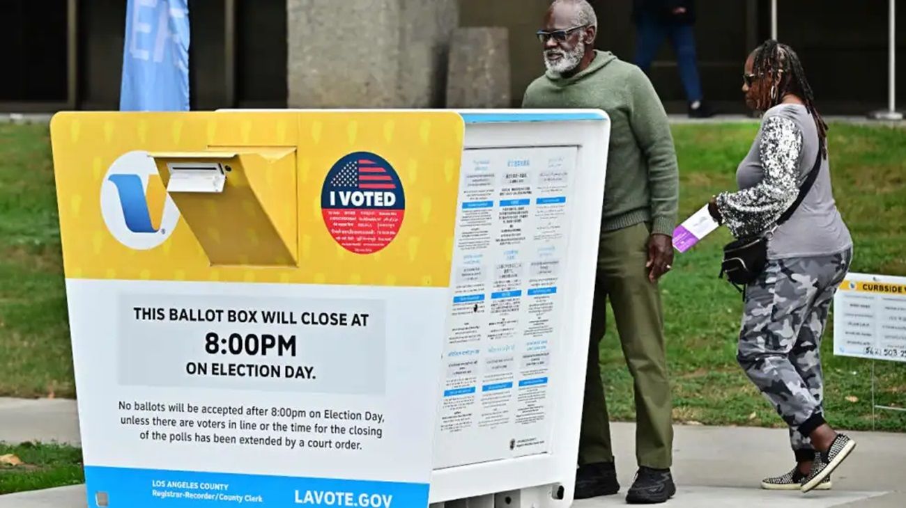 Elecciones en Estados Unidos: ¿a qué hora cierran las urnas en los estados claves, con 93 votos en disputa?