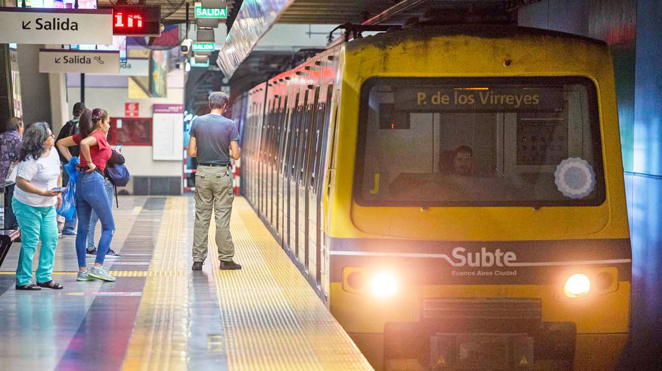 Visa ofrece 65% de descuento para el pago del subte