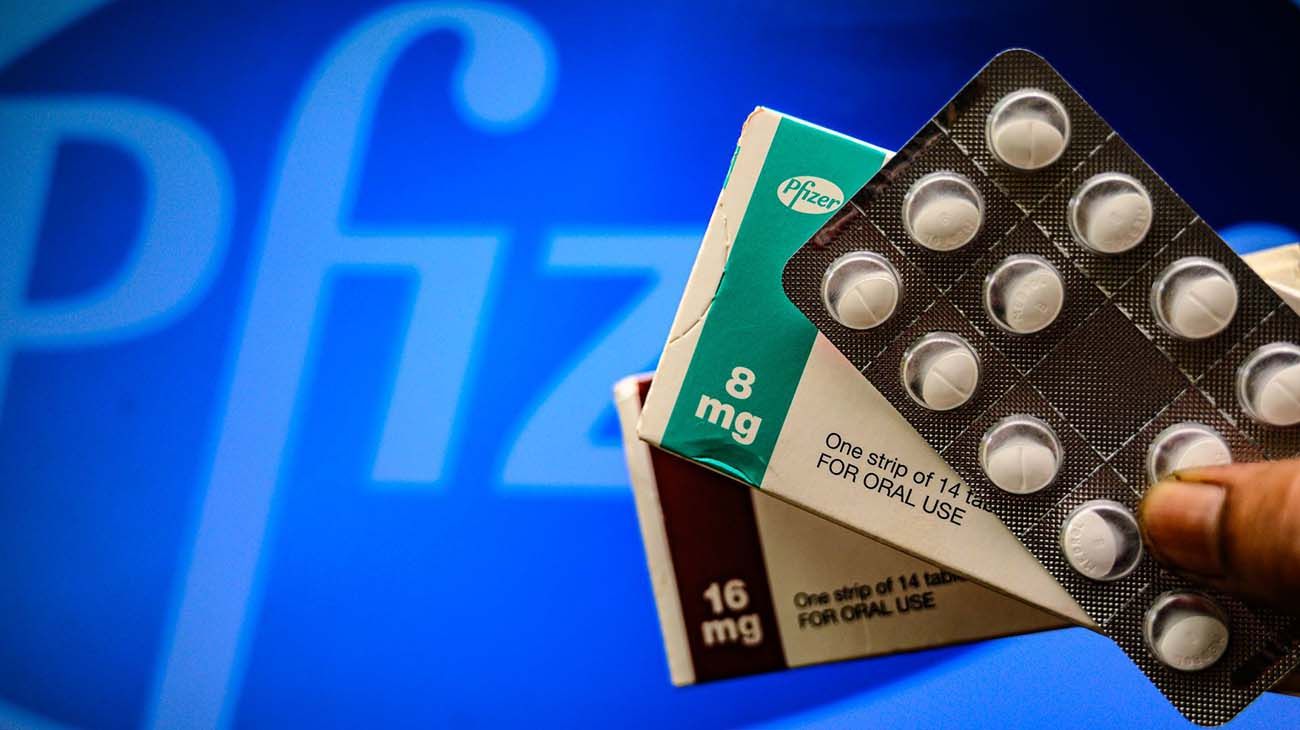 Pfizer anunció que compartirá la licencia de su pastilla contra el Covid-19