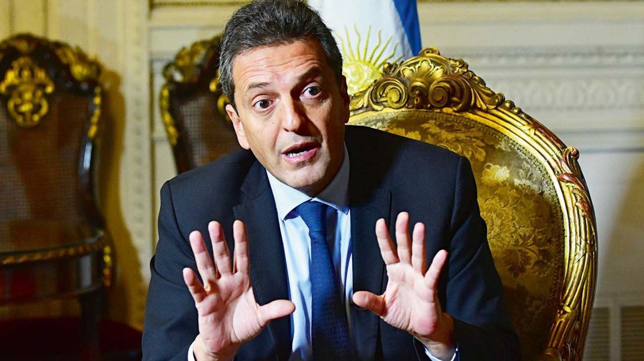 En campaña, Massa impulsa un proyecto para condonar deudas a pequeños contribuyentes