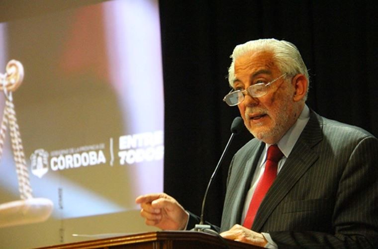 El exministro Luis Angulo es el elegido por Schiaretti para el TSJ