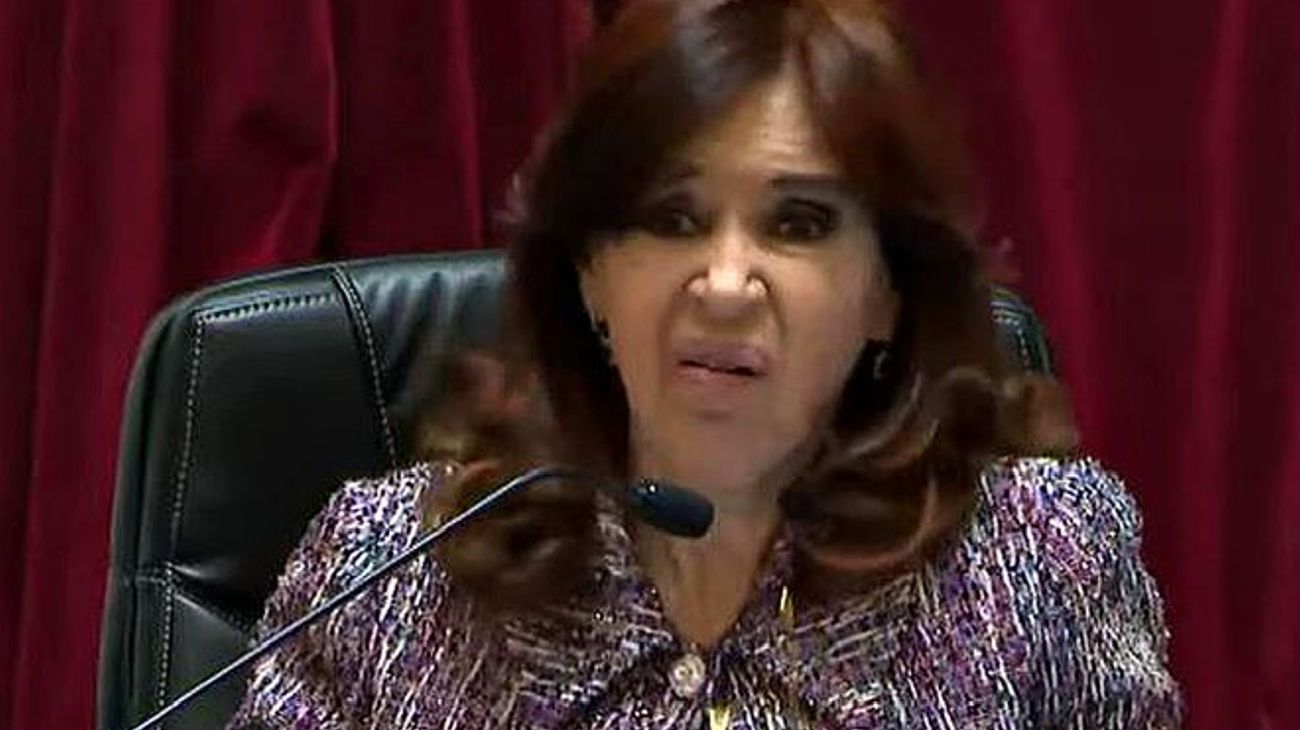 "Parecen gallinas": el comentario y gesto de Cristina Kirchner para referirse a la oposición